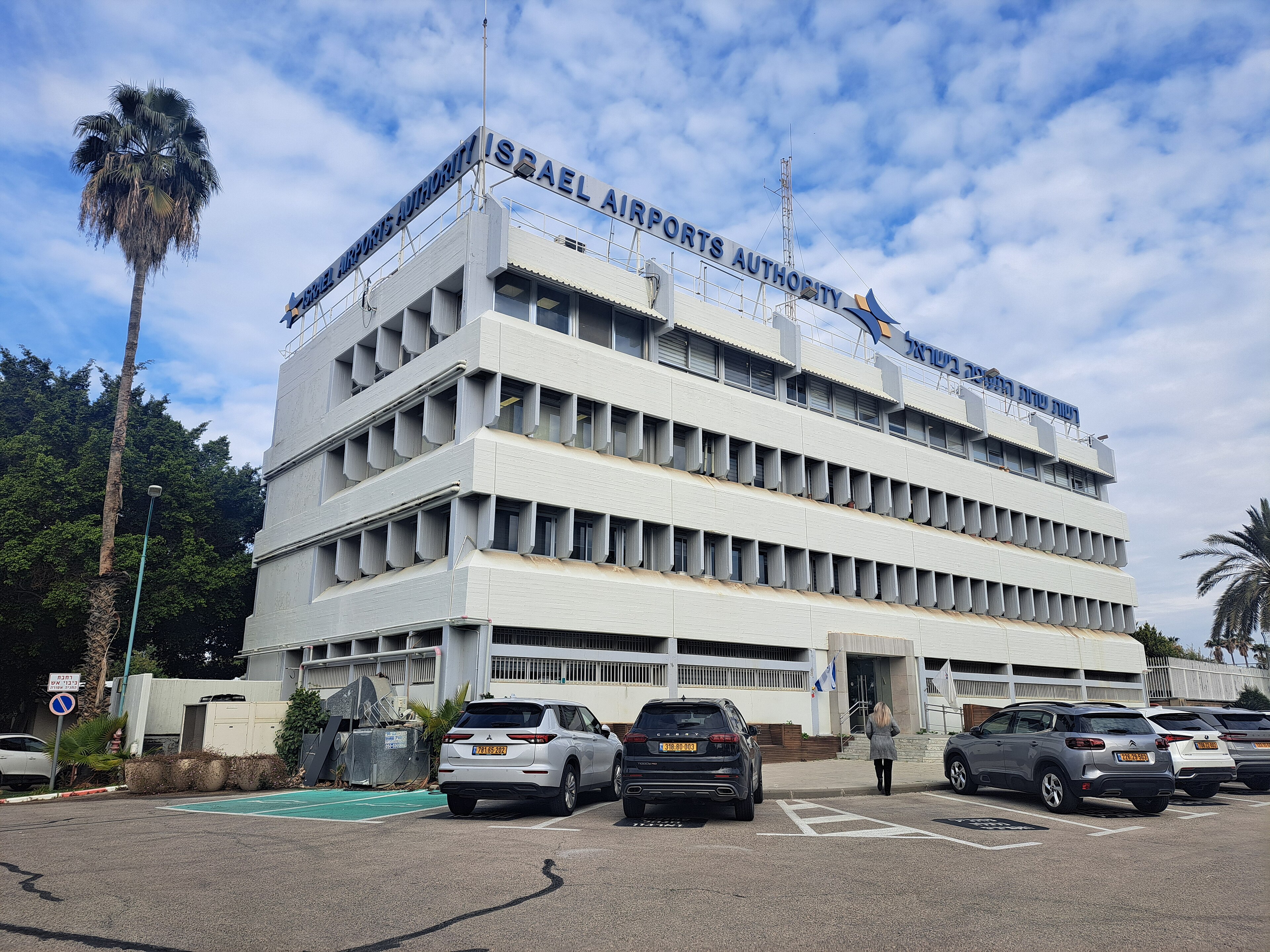 חונים וחולמים: מה באמת קורה למכונית שלכם בזמן שאתם בחו"ל?